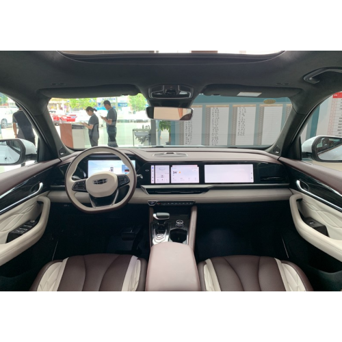 Cheap price for geely monjaro 2WD fuel 5door 5seat suv